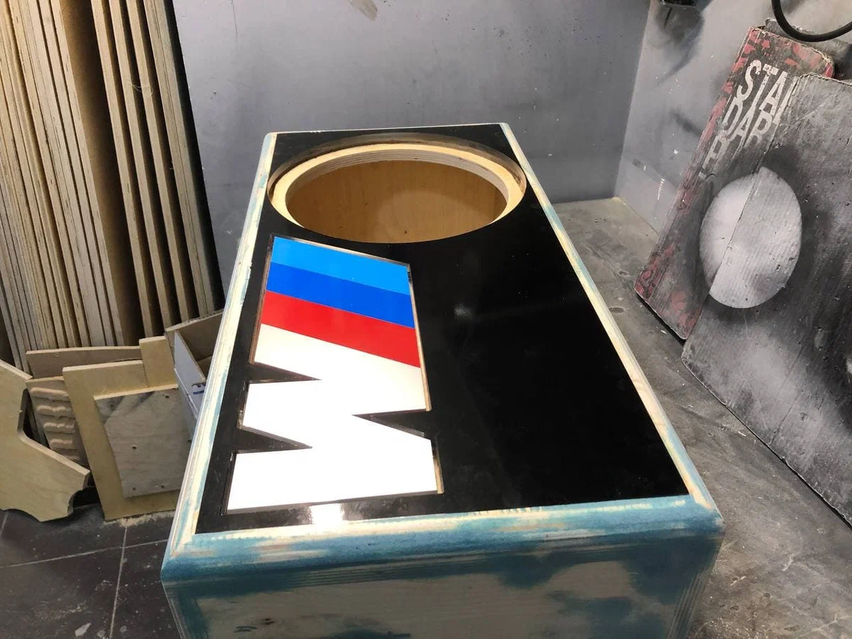 Изготовили индивидуальный короб для BMW 5 серии в кузове F10